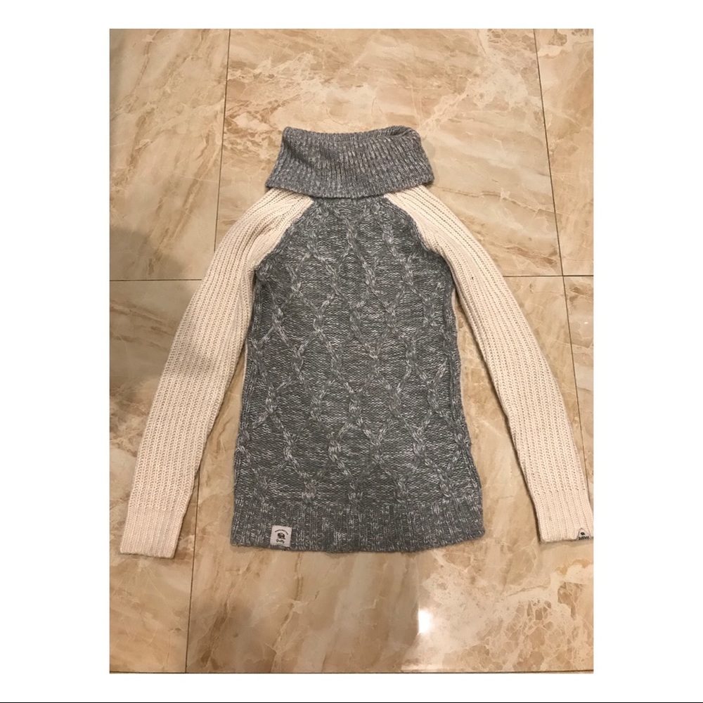 Bellfield Turtleneck in Sz XXS, 6